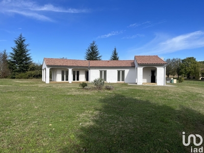 Maison 5 pièces de 117 m² à Pelleport (31480)