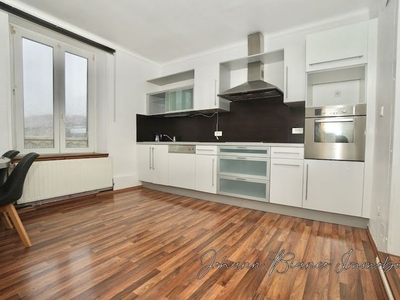 Vente appartement 7 pièces 137 m²
