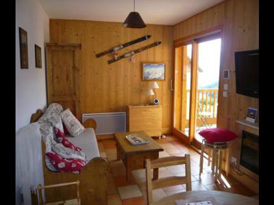 Appartement chaleureux style montagnard dans résidence récente en Savoie