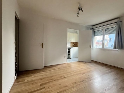 Location appartement 1 pièce 28.57 m²