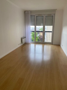 Location appartement 1 pièce 32.63 m²