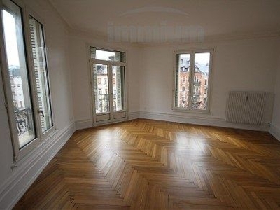 Location appartement 5 pièces 134 m²
