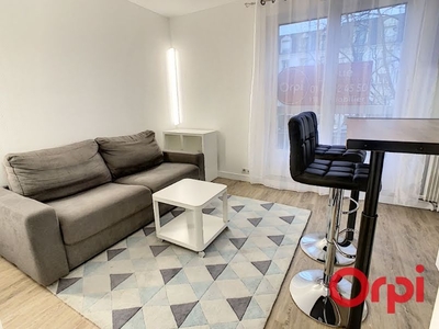Location meublée appartement 1 pièce 17 m²