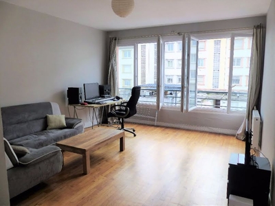 Location meublée appartement 2 pièces 55 m²