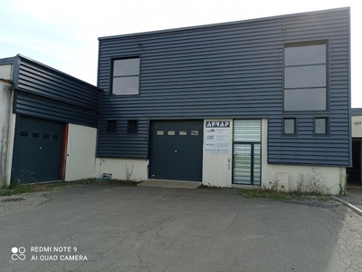 Vente locaux professionnels 3 pièces 810 m²