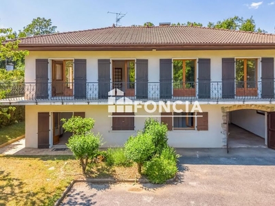 Vente maison 7 pièces 190 m²