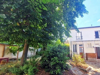 Maison de 2 chambres de luxe en vente à Fontenay-sous-Bois, Île-de-France