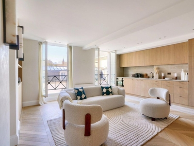 3 room luxury Apartment for sale in Saint-Germain, Odéon, Monnaie, France