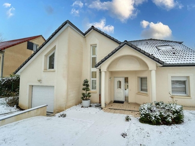6 room luxury House for sale in Metz, France