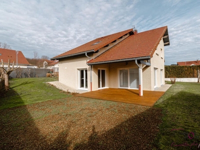 6 bedroom luxury House for sale in Pontarlier, France
