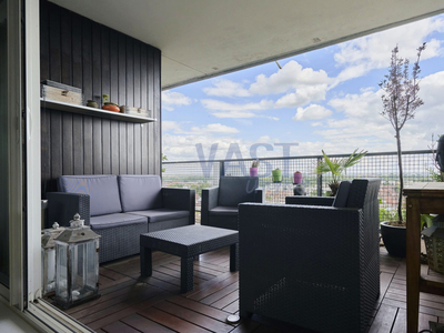Appartement de 120 m2 avec terrasse - vidéo disponible