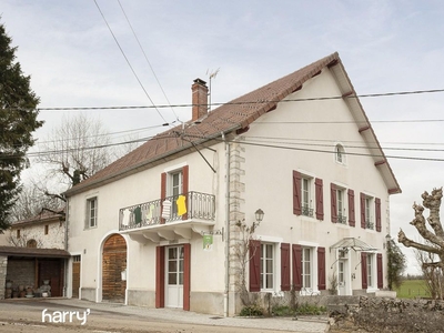 Maison de luxe de 216 m2 en vente Loulle, Bourgogne-Franche-Comté