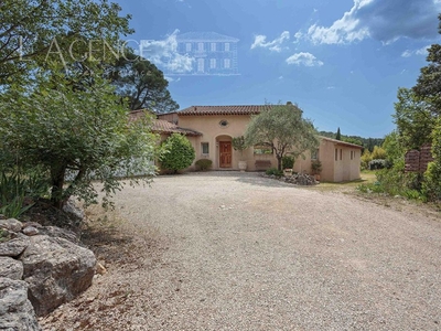 11 room luxury House for sale in Aix-en-Provence, France