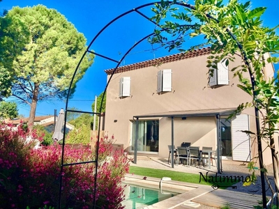 Maison de luxe de 4 chambres en vente à Le Muy, Provence-Alpes-Côte d'Azur
