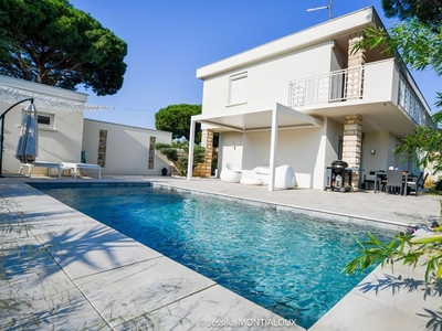 Maison de luxe 5 chambres en vente à Agde, France