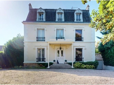 Maison de luxe de 5 chambres en vente à Dampmart, Île-de-France