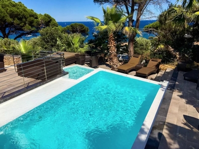 Maison de luxe de 10 pièces en vente à Sainte-Maxime, Provence-Alpes-Côte d'Azur