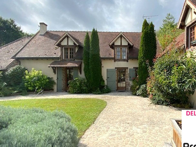 Vente maison 6 pièces 220 m² Châteauneuf-sur-Loire (45110)