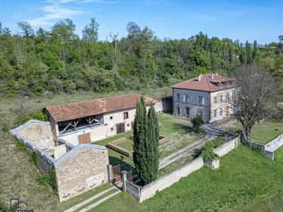 Vente maison 6 pièces 350 m² Romans-sur-Isère (26100)