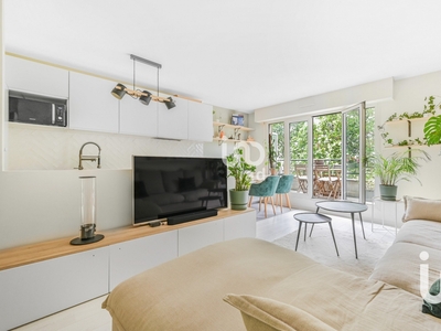 Appartement 2 pièces de 46 m² à Suresnes (92150)