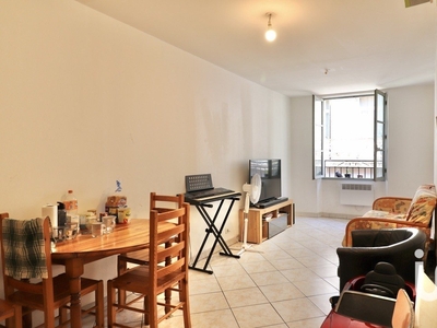 Appartement 3 pièces de 54 m² à Toulon (83000)