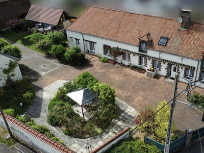 Maison 9 pièces de 235 m² à Saint-Mesmin (10280)