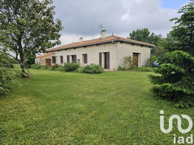 Maison de campagne 5 pièces de 146 m² à Nieulle-sur-Seudre (17600)