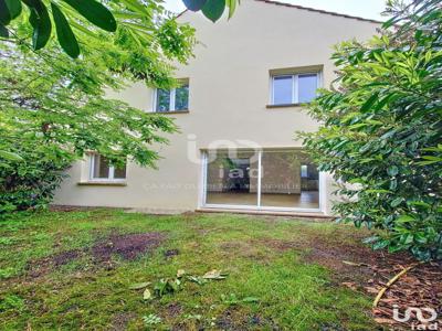 Vente maison 5 pièces 108 m² Mantes-la-Jolie (78200)