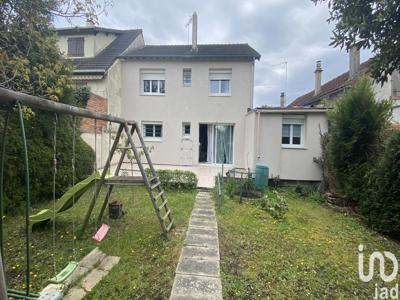 Vente maison 6 pièces 113 m² Trappes (78190)