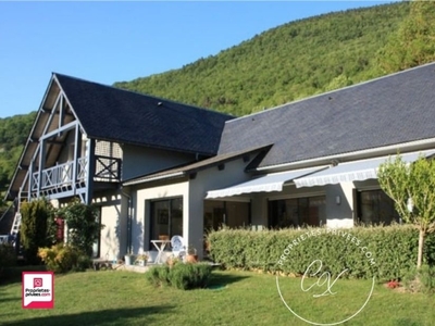 Villa de luxe de 7 pièces en vente Arreau, France