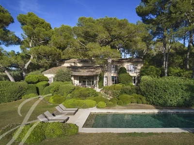 Villa de luxe de 9 pièces en vente Mougins, Provence-Alpes-Côte d'Azur