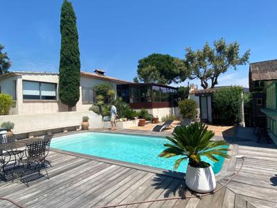 7 room luxury House for sale in Grimaud, France