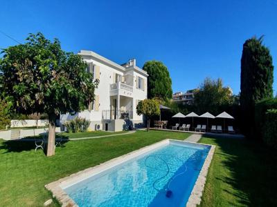 11 room luxury Villa for sale in Saint-Laurent-du-Var, French Riviera
