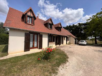 Maison à des LA CHAPELLE-VENDOMOISE de 191m²