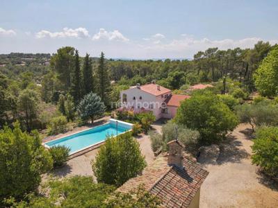 Maison de luxe 7 chambres en vente à Lorgues, Provence-Alpes-Côte d'Azur