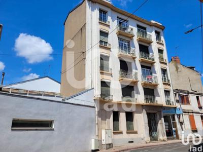 Appartement 3 pièces de 74 m² à Montluçon (03100)