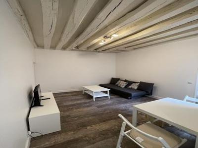 Location meublée appartement 2 pièces 29.92 m²
