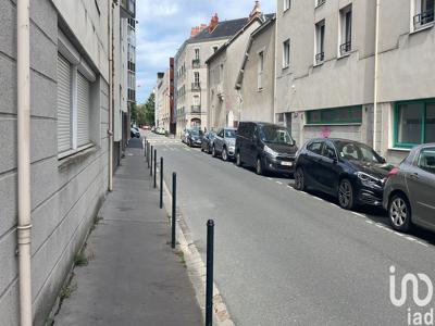 Parking/garage/box de 12 m² à Nantes (44000)