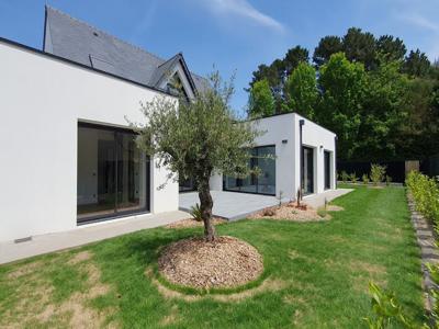 Vente maison 6 pièces 156 m²