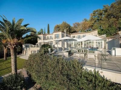 Maison de 6 pièces de luxe en vente à Grasse, Provence-Alpes-Côte d'Azur