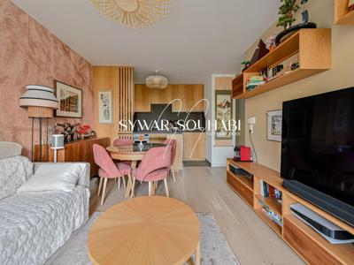 Appartement à MONT SURESNES de 58m²