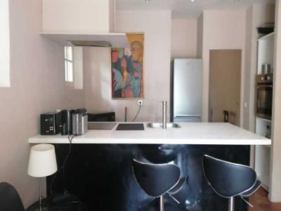 Appartement T2 meublé à louer dans propriété à 10 minutes du centre d'Aix en Provence