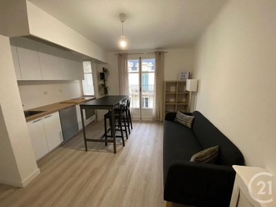 Location meublée appartement 2 pièces 30.47 m²
