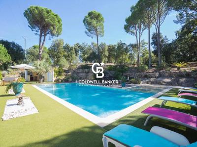 Maison de 8 pièces de luxe en vente à Le Plan-de-la-Tour, Provence-Alpes-Côte d'Azur