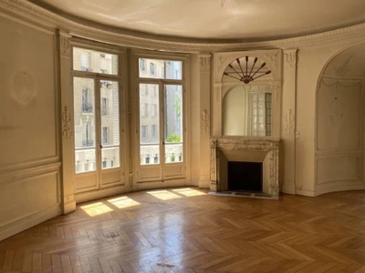 Appartement à vendre à Paris 16Ème