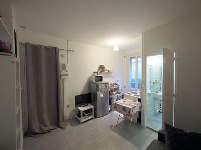 Location appartement 1 pièce 15.95 m²