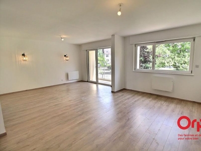 Location appartement 2 pièces 84.7 m²