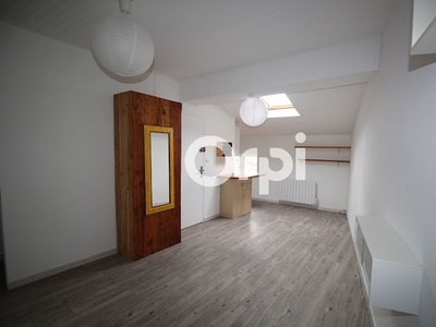 Location appartement 3 pièces 49.77 m²