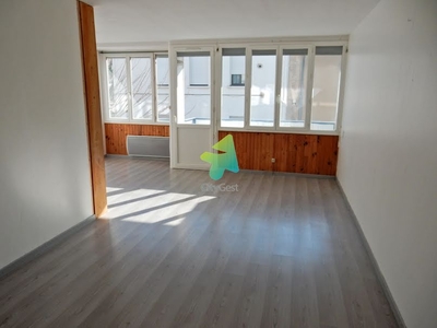 Location appartement 3 pièces 73.64 m²