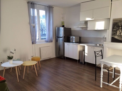 Location meublée appartement 2 pièces 36.79 m²